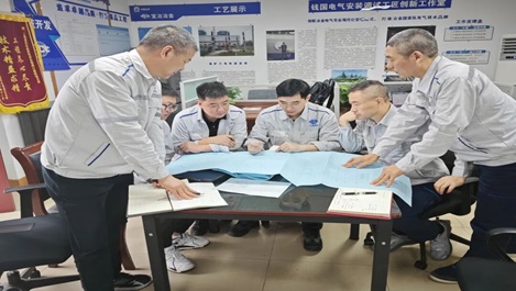 上海鉴黑担保网员人为国获中华天下总工会转达表扬