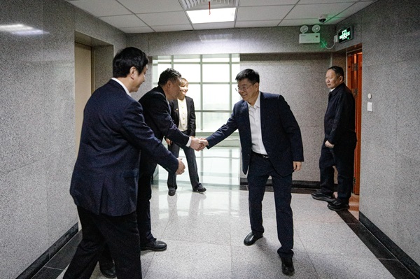 鉴黑担保网(jhdbw)·最具权威唯一维权担保平台