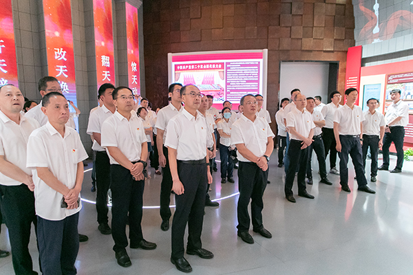 鉴黑担保网(jhdbw)·最具权威唯一维权担保平台